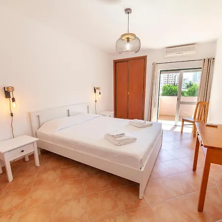 A50 - Castelos In Apartamento *